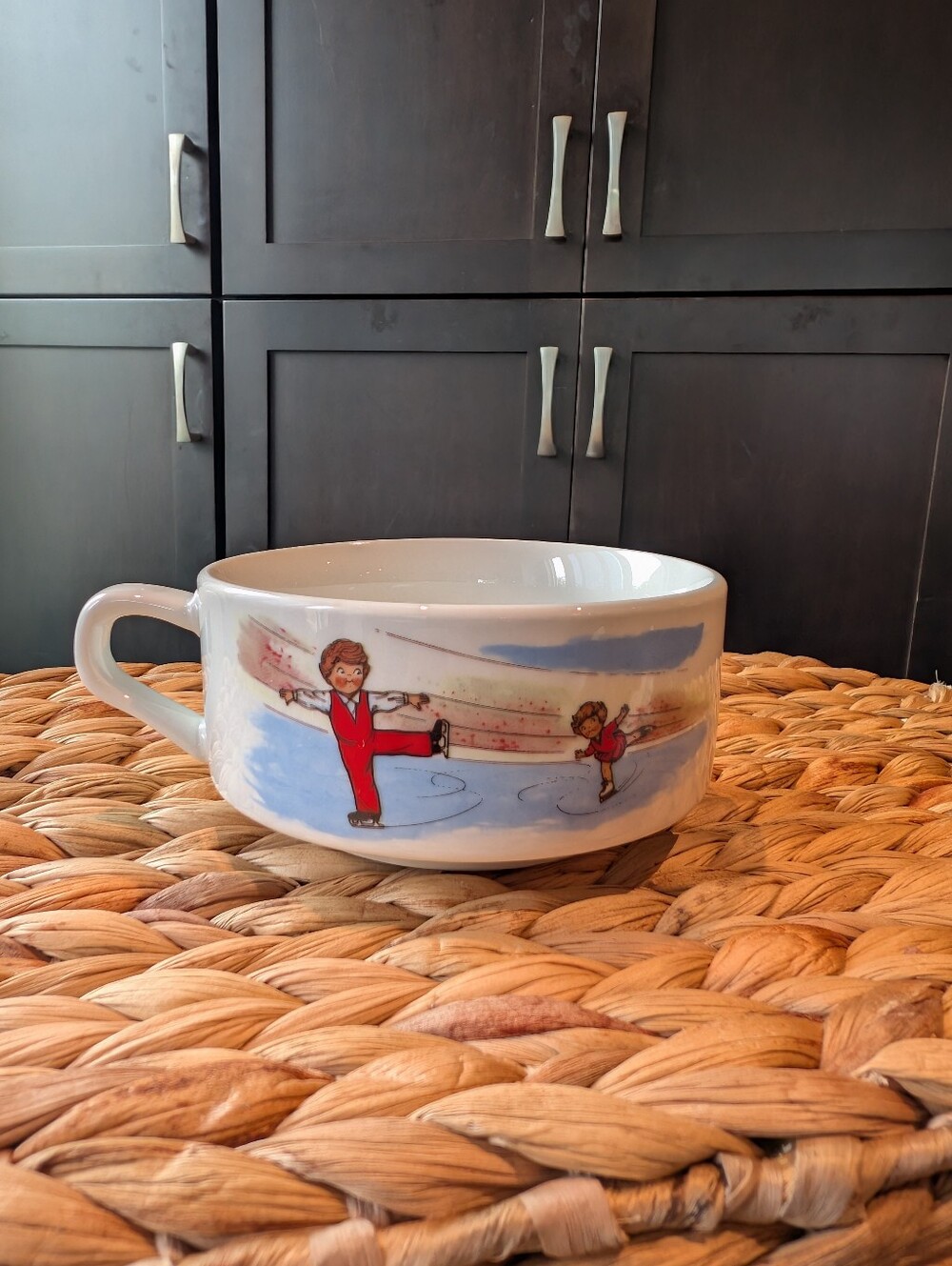 Vintage Campbell's Soup Kids Promotional Bowl Mugs (2)Hopscotch & Ice Skating - Picture 3 of 5